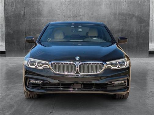 2017 BMW 540 540i