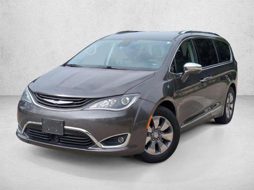 Granite Crystal Metallic Clearcoat 2019 Chrysler Pacifica Hybrid Limited