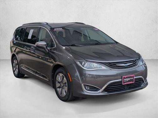 Granite Crystal Metallic Clearcoat 2019 Chrysler Pacifica Hybrid Limited