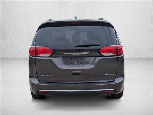 Granite Crystal Metallic Clearcoat 2019 Chrysler Pacifica Hybrid Limited