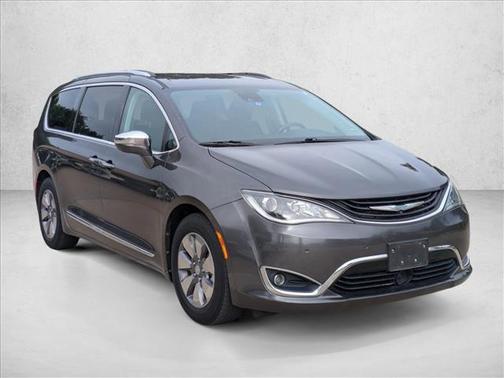 Granite Crystal Metallic Clearcoat 2019 Chrysler Pacifica Hybrid Limited