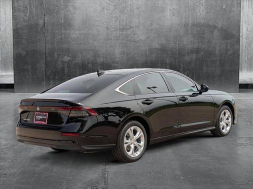 2025 Honda Accord LX 1.5T