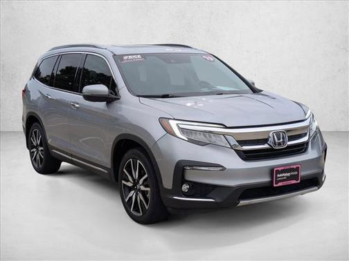 Lunar Silver Metallic 2019 Honda Pilot EX