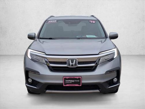 Lunar Silver Metallic 2019 Honda Pilot EX