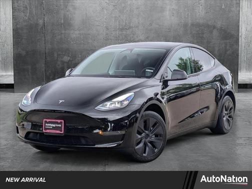 2025 Tesla Model Y Long Range Dual Motor All-Wheel Drive