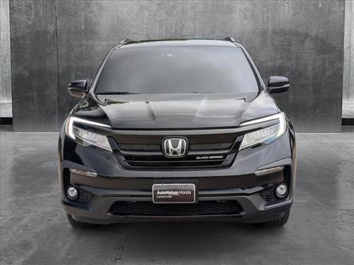 2022 Honda Pilot AWD Black Edition