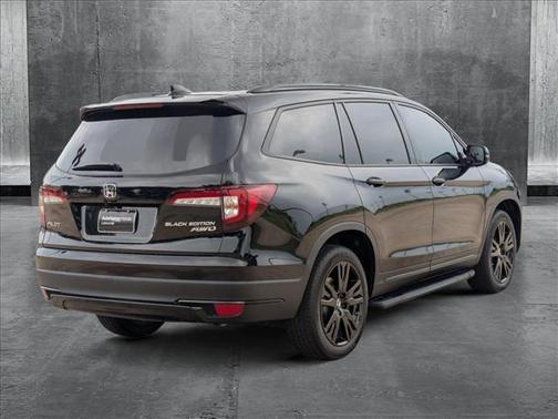 2022 Honda Pilot AWD Black Edition