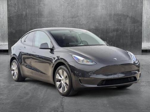 2024 Tesla Model Y Long Range Dual Motor All-Wheel Drive