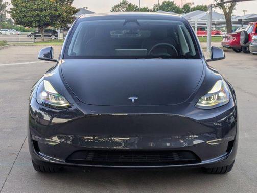 2024 Tesla Model Y Long Range Dual Motor All-Wheel Drive