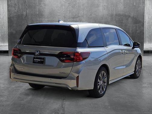 2025 Honda Odyssey Touring