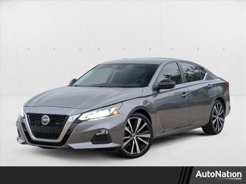2021 Nissan Altima SR FWD