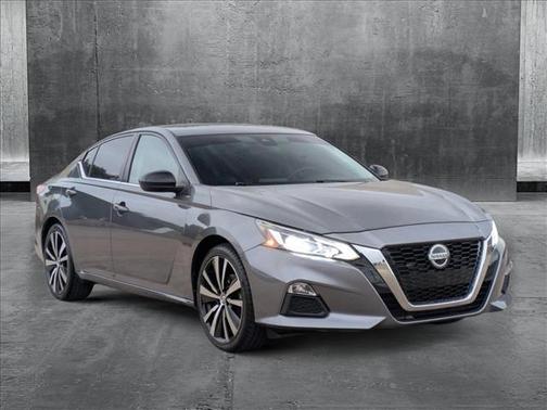 2021 Nissan Altima SR FWD
