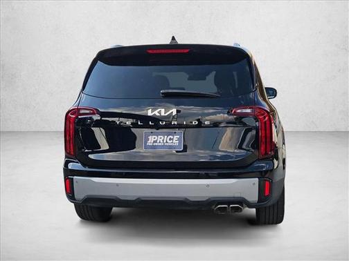 Ebony Black 2023 Kia Telluride S