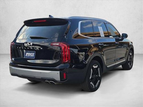 Ebony Black 2023 Kia Telluride S