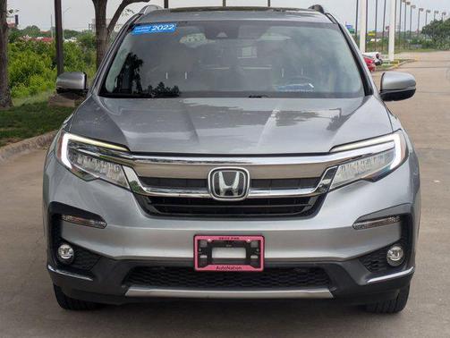 2022 Honda Pilot Touring 8-Passenger