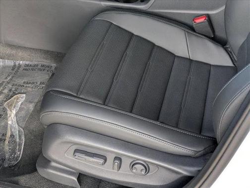 Platinum White Pearl 2026 Honda CR-V EX-L 2WD