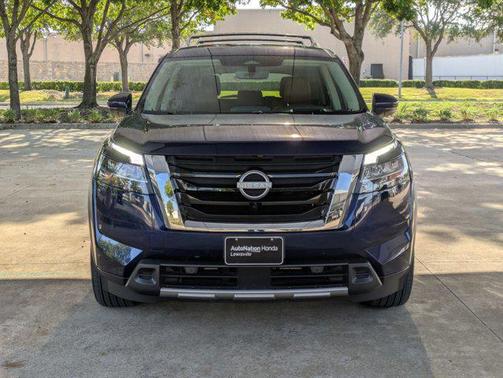 2024 Nissan Pathfinder Platinum FWD