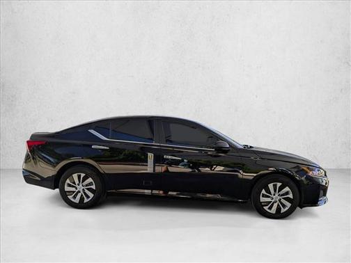 2025 Nissan Altima S FWD