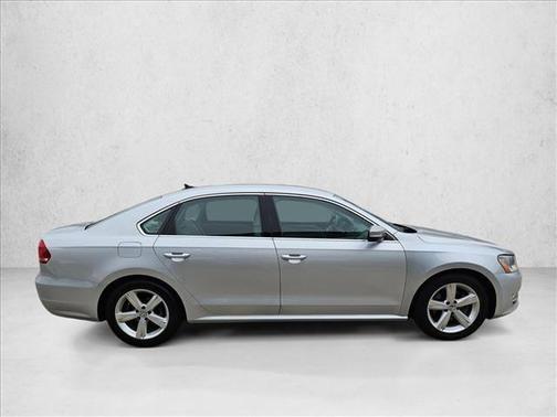 2015 Volkswagen Passat 1.8T Limited Edition