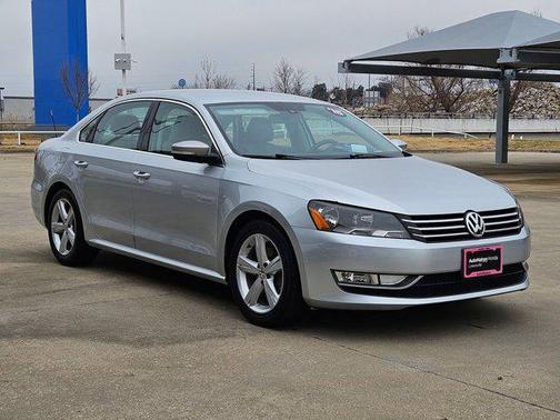 2015 Volkswagen Passat 1.8T Limited Edition
