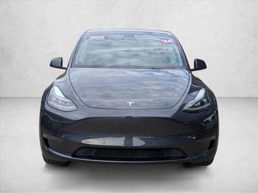 Silver/Gray 2024 Tesla Model Y Long Range Single Motor Rear-Wheel Drive