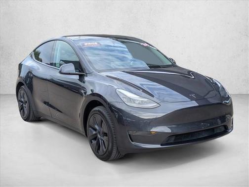 Silver/Gray 2024 Tesla Model Y Long Range Single Motor Rear-Wheel Drive