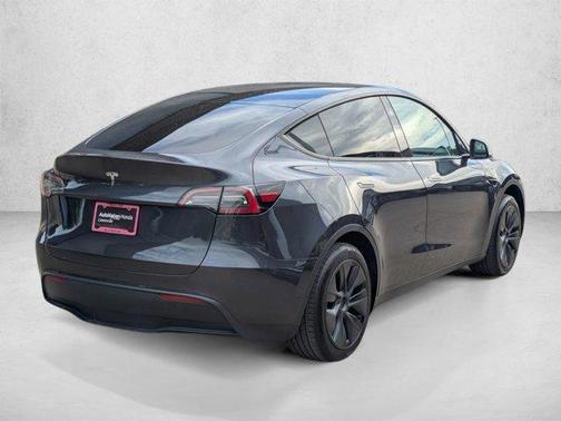 Silver/Gray 2024 Tesla Model Y Long Range Single Motor Rear-Wheel Drive
