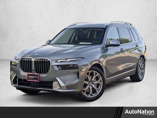 2025 BMW X7 xDrive40i