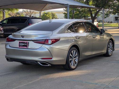 2021 Lexus ES 350 Base