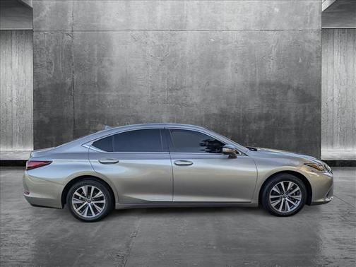 2021 Lexus ES 350 Base