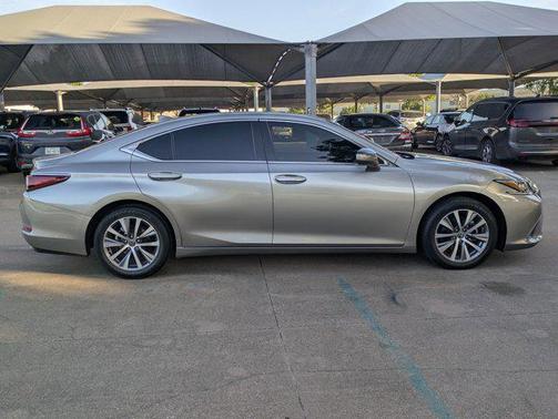 2021 Lexus ES 350 Base