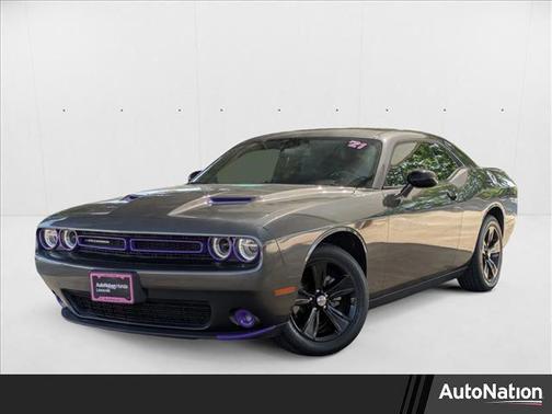 2021 Dodge Challenger SXT