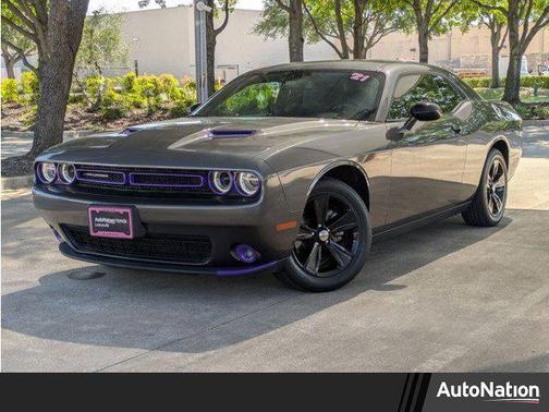 2021 Dodge Challenger SXT