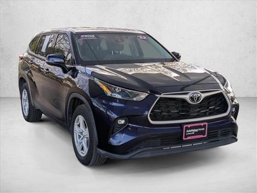 2022 Toyota Highlander LE