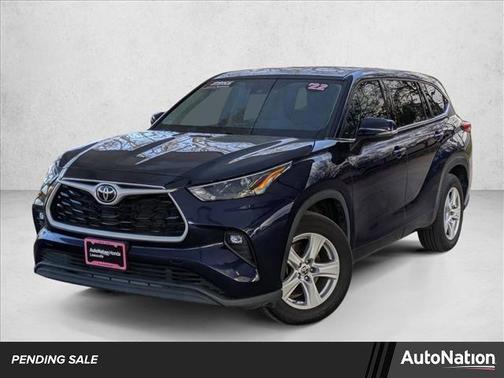 2022 Toyota Highlander LE