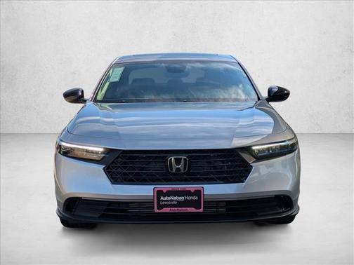 Solar Silver Metallic 2025 Honda Accord SE