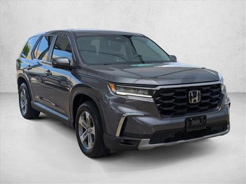 Modern Steel Metallic 2024 Honda Pilot EX-L 7 Passenger