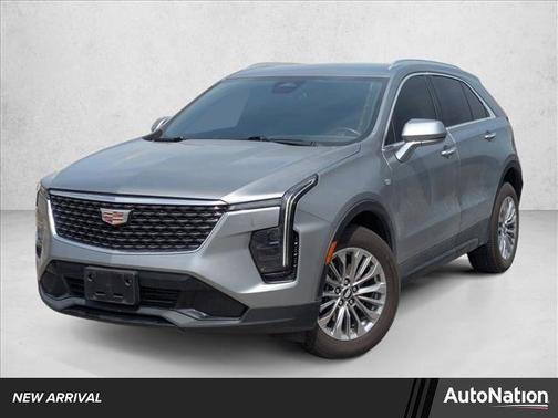 Argent Silver Metallic 2024 Cadillac XT4 Premium Luxury