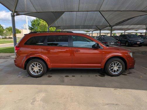 Copperhead Pearlcoat 2014 Dodge Journey SE