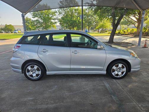 2005 Toyota Matrix XR
