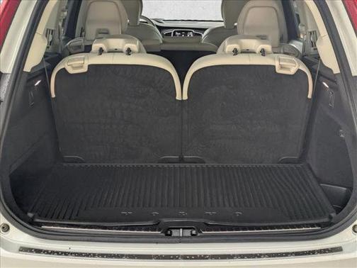 2024 Volvo XC90 B6 Plus Bright Theme 7-Seater