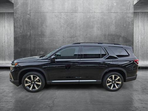 2025 Honda Pilot Touring 8-Passenger