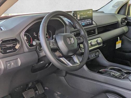 2025 Honda Pilot Touring 8-Passenger