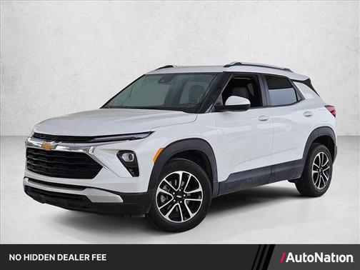 Summit White 2025 Chevrolet Trailblazer LT