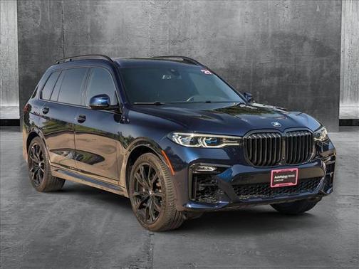 2021 BMW X7 M50i