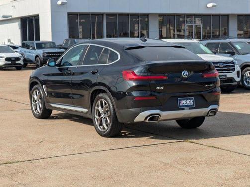 2023 BMW X4 xDrive30i