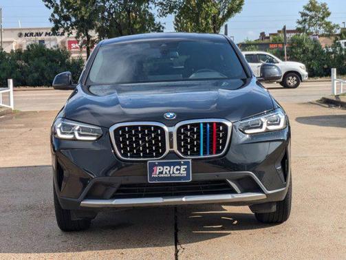 2023 BMW X4 xDrive30i