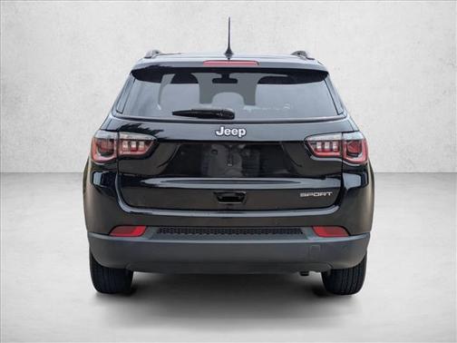 Diamond Black Crystal Pearlcoat 2018 Jeep Compass Sport