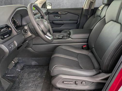 2025 Honda Pilot Touring 8-Passenger