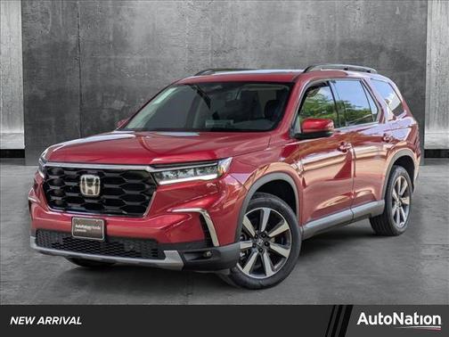 2025 Honda Pilot Touring 8-Passenger